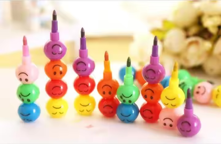 Cute 7-Color Graffiti Crayon Pencil - Smiley Face Design, No Sharpening Needed