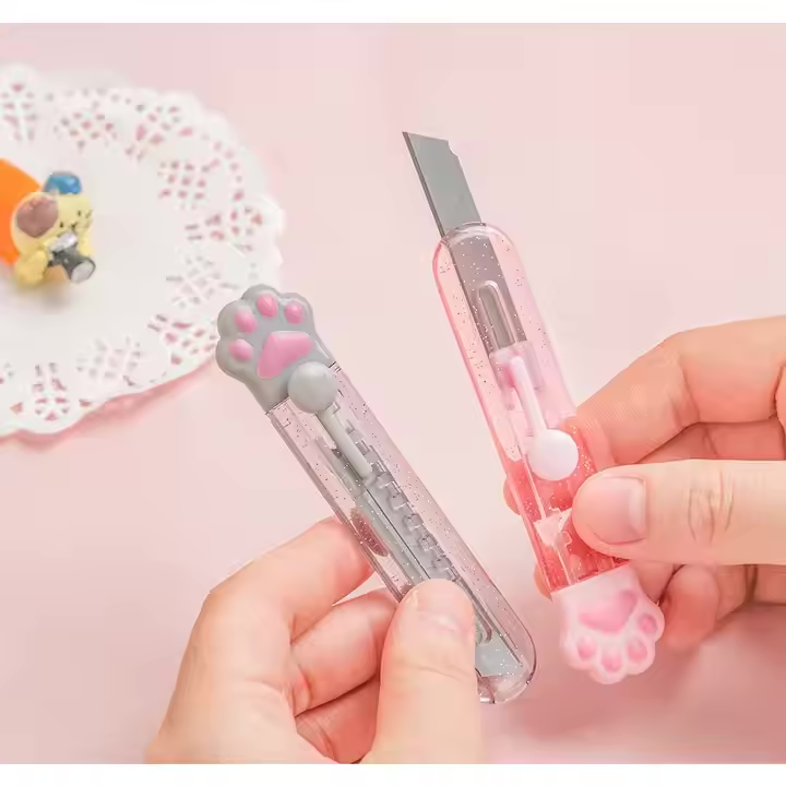 Cute Cat Claw Mini Art Knife - Cartoon Paper Cutter & Portable Box Opener